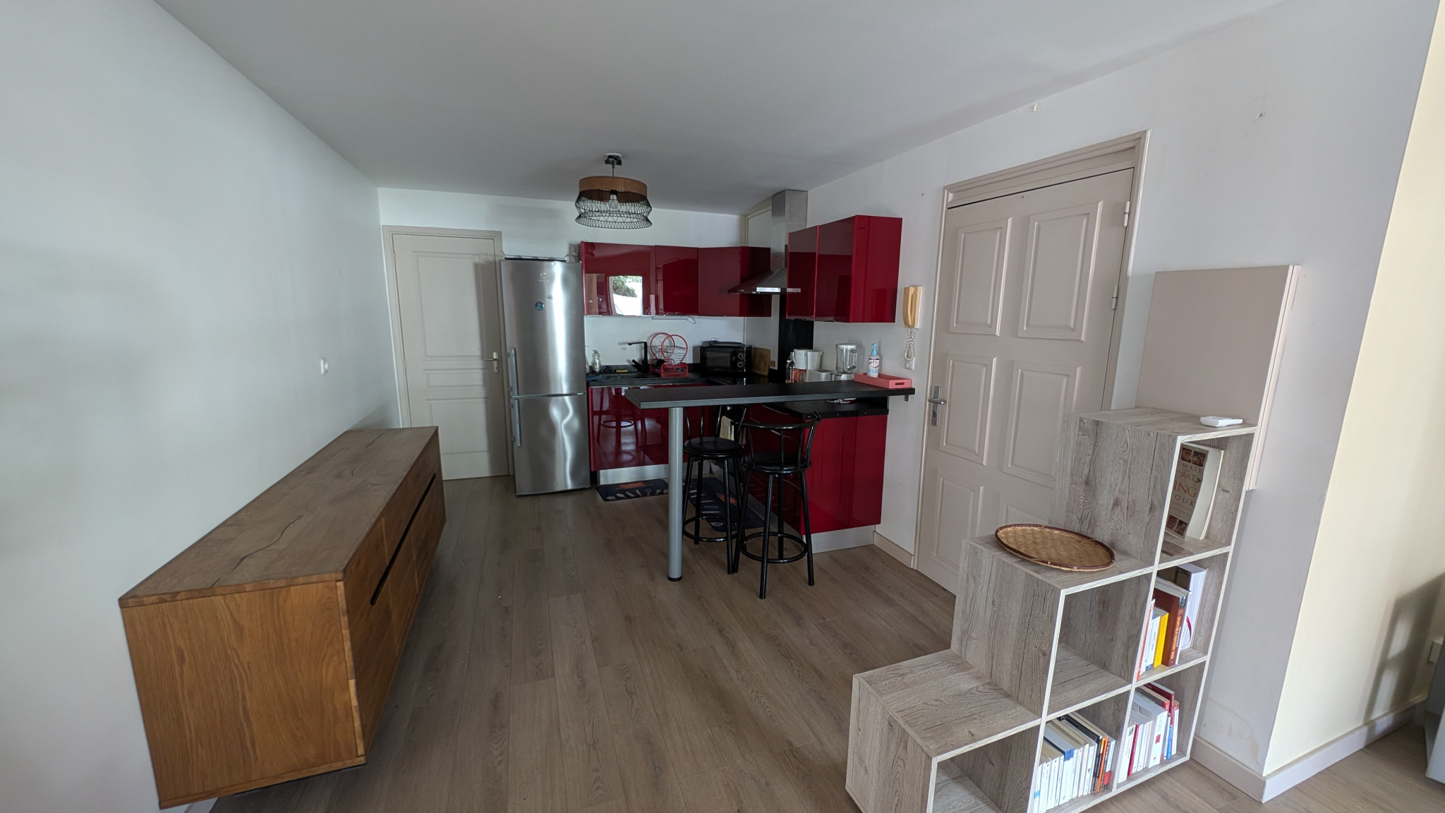 APPARTEMENT 3 PIÈCES MEUBLÉ